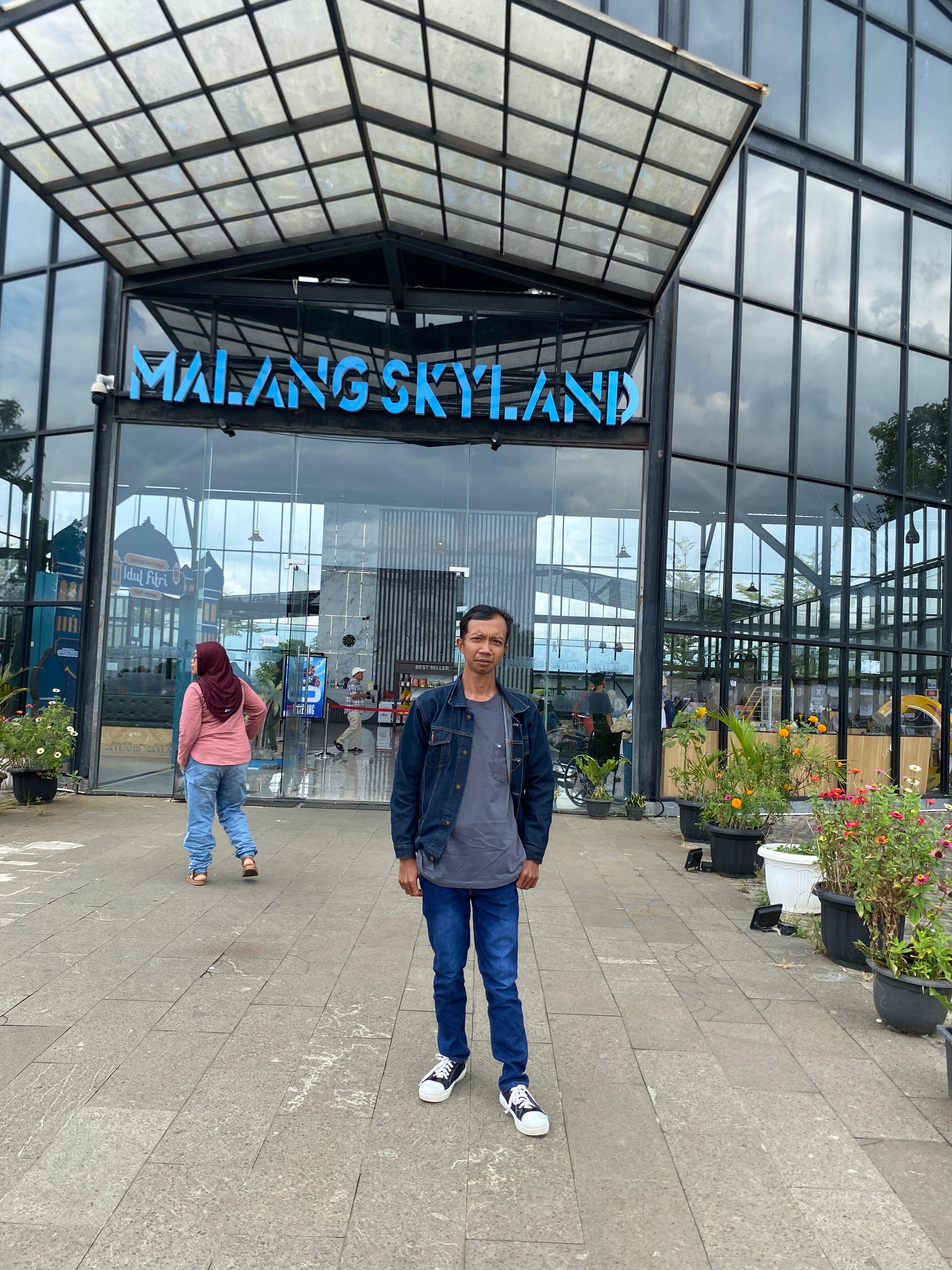 Lebaran Tahun Ini ke Malang Sekyland Serta ke.....